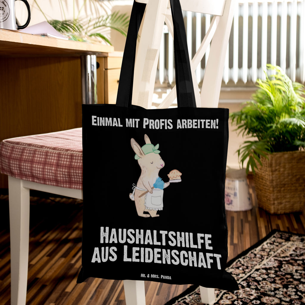 Tragetasche Haushaltshilfe aus Leidenschaft Beuteltasche, Beutel, Einkaufstasche, Jutebeutel, Stoffbeutel, Tasche, Shopper, Umhängetasche, Strandtasche, Schultertasche, Stofftasche, Tragetasche, Badetasche, Jutetasche, Einkaufstüte, Laptoptasche, Beruf, Ausbildung, Jubiläum, Abschied, Rente, Kollege, Kollegin, Geschenk, Schenken, Arbeitskollege, Mitarbeiter, Firma, Danke, Dankeschön, Haushaltshilfe, Putzfrau, Reinigungskraft