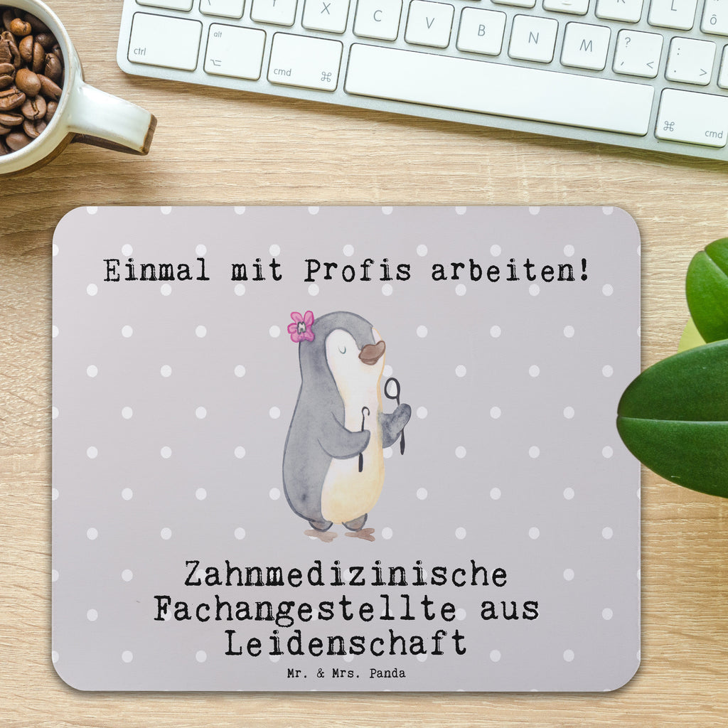 Mauspad Zahnmedizinische Fachangestellte aus Leidenschaft Mousepad, Computer zubehör, Büroausstattung, PC Zubehör, Arbeitszimmer, Mauspad, Einzigartiges Mauspad, Designer Mauspad, Mausunterlage, Mauspad Büro, Beruf, Ausbildung, Jubiläum, Abschied, Rente, Kollege, Kollegin, Geschenk, Schenken, Arbeitskollege, Mitarbeiter, Firma, Danke, Dankeschön