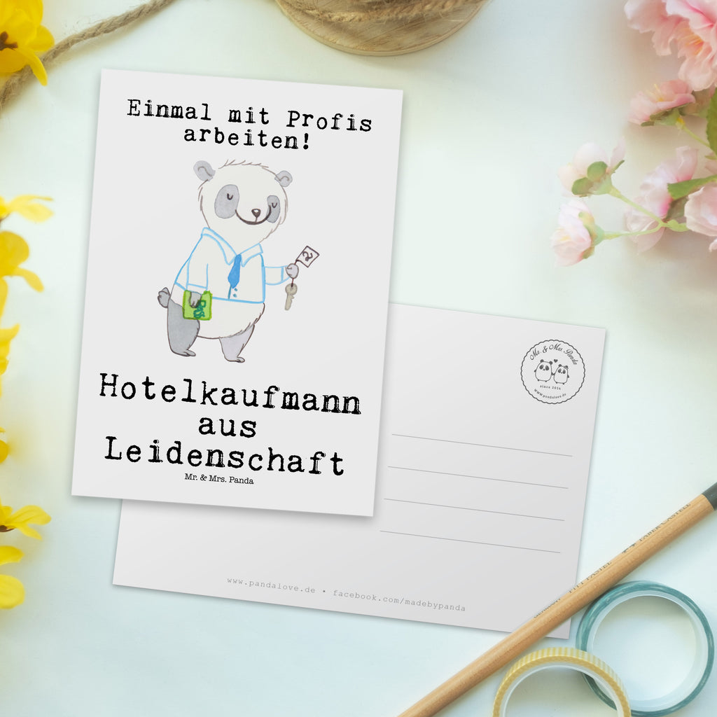 Postkarte Hotelkaufmann aus Leidenschaft Postkarte, Karte, Geschenkkarte, Grußkarte, Einladung, Ansichtskarte, Geburtstagskarte, Einladungskarte, Dankeskarte, Ansichtskarten, Einladung Geburtstag, Einladungskarten Geburtstag, Beruf, Ausbildung, Jubiläum, Abschied, Rente, Kollege, Kollegin, Geschenk, Schenken, Arbeitskollege, Mitarbeiter, Firma, Danke, Dankeschön, Hotelkaufmann, Hotelfachmann, Hotelfachangestellter, Hotelier, Hoteleröffnung