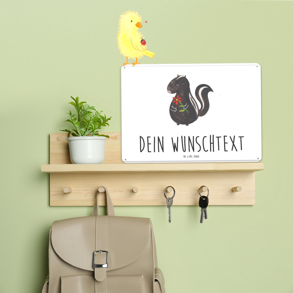 Personalisiertes Blechschild Stinktier Blume Blechschild, Metallschild, Geschenk Schild, Schild, Magnet-Metall-Schild, Deko Schild, Wandschild, Wand-Dekoration, Türschild, Stinktier, Skunk, Wildtier, Raubtier, Stinker, Stinki, Tagträumer, verträumt, Dreams, Träume