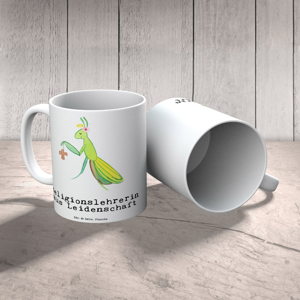 Tasse Religionslehrerin aus Leidenschaft Tasse, Kaffeetasse, Teetasse, Becher, Kaffeebecher, Teebecher, Keramiktasse, Porzellantasse, Büro Tasse, Geschenk Tasse, Tasse Sprüche, Tasse Motive, Kaffeetassen, Tasse bedrucken, Designer Tasse, Cappuccino Tassen, Schöne Teetassen, Beruf, Ausbildung, Jubiläum, Abschied, Rente, Kollege, Kollegin, Geschenk, Schenken, Arbeitskollege, Mitarbeiter, Firma, Danke, Dankeschön, Religionslehrerin, Reli Lehrerin, Schule, Grundschule