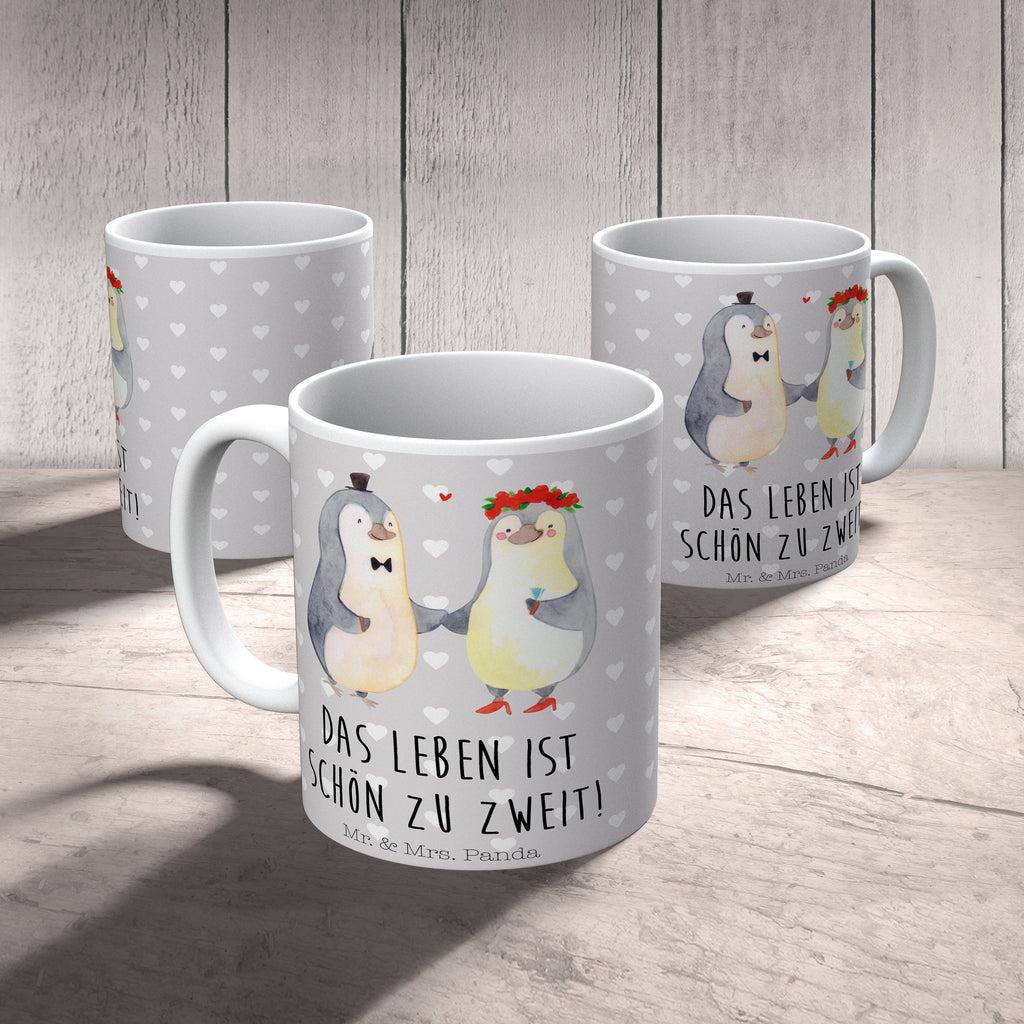 Tasse Pinguin Heirat Tasse, Kaffeetasse, Teetasse, Becher, Kaffeebecher, Teebecher, Keramiktasse, Porzellantasse, Büro Tasse, Geschenk Tasse, Tasse Sprüche, Tasse Motive, Liebe, Partner, Freund, Freundin, Ehemann, Ehefrau, Heiraten, Verlobung, Heiratsantrag, Liebesgeschenk, Jahrestag, Hocheitstag