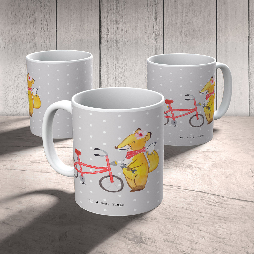 Tasse Zweirad Mechanikerin mit Herz Tasse, Kaffeetasse, Teetasse, Becher, Kaffeebecher, Teebecher, Keramiktasse, Porzellantasse, Büro Tasse, Geschenk Tasse, Tasse Sprüche, Tasse Motive, Kaffeetassen, Tasse bedrucken, Designer Tasse, Cappuccino Tassen, Schöne Teetassen, Beruf, Ausbildung, Jubiläum, Abschied, Rente, Kollege, Kollegin, Geschenk, Schenken, Arbeitskollege, Mitarbeiter, Firma, Danke, Dankeschön