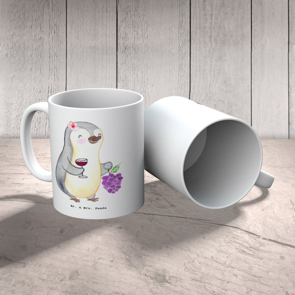 Tasse Weinhändlerin mit Herz Tasse, Kaffeetasse, Teetasse, Becher, Kaffeebecher, Teebecher, Keramiktasse, Porzellantasse, Büro Tasse, Geschenk Tasse, Tasse Sprüche, Tasse Motive, Kaffeetassen, Tasse bedrucken, Designer Tasse, Cappuccino Tassen, Schöne Teetassen, Beruf, Ausbildung, Jubiläum, Abschied, Rente, Kollege, Kollegin, Geschenk, Schenken, Arbeitskollege, Mitarbeiter, Firma, Danke, Dankeschön