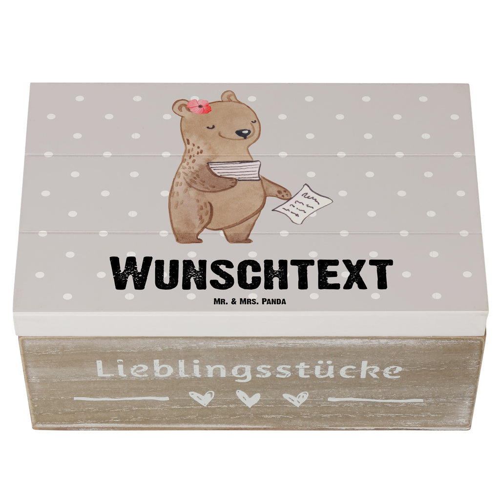 Personalisierte Holzkiste Steuerberaterin Herz Holzkiste mit Namen, Kiste mit Namen, Schatzkiste mit Namen, Truhe mit Namen, Schatulle mit Namen, Erinnerungsbox mit Namen, Erinnerungskiste, mit Namen, Dekokiste mit Namen, Aufbewahrungsbox mit Namen, Holzkiste Personalisiert, Kiste Personalisiert, Schatzkiste Personalisiert, Truhe Personalisiert, Schatulle Personalisiert, Erinnerungsbox Personalisiert, Erinnerungskiste Personalisiert, Dekokiste Personalisiert, Aufbewahrungsbox Personalisiert, Geschenkbox personalisiert, GEschenkdose personalisiert, Beruf, Ausbildung, Jubiläum, Abschied, Rente, Kollege, Kollegin, Geschenk, Schenken, Arbeitskollege, Mitarbeiter, Firma, Danke, Dankeschön