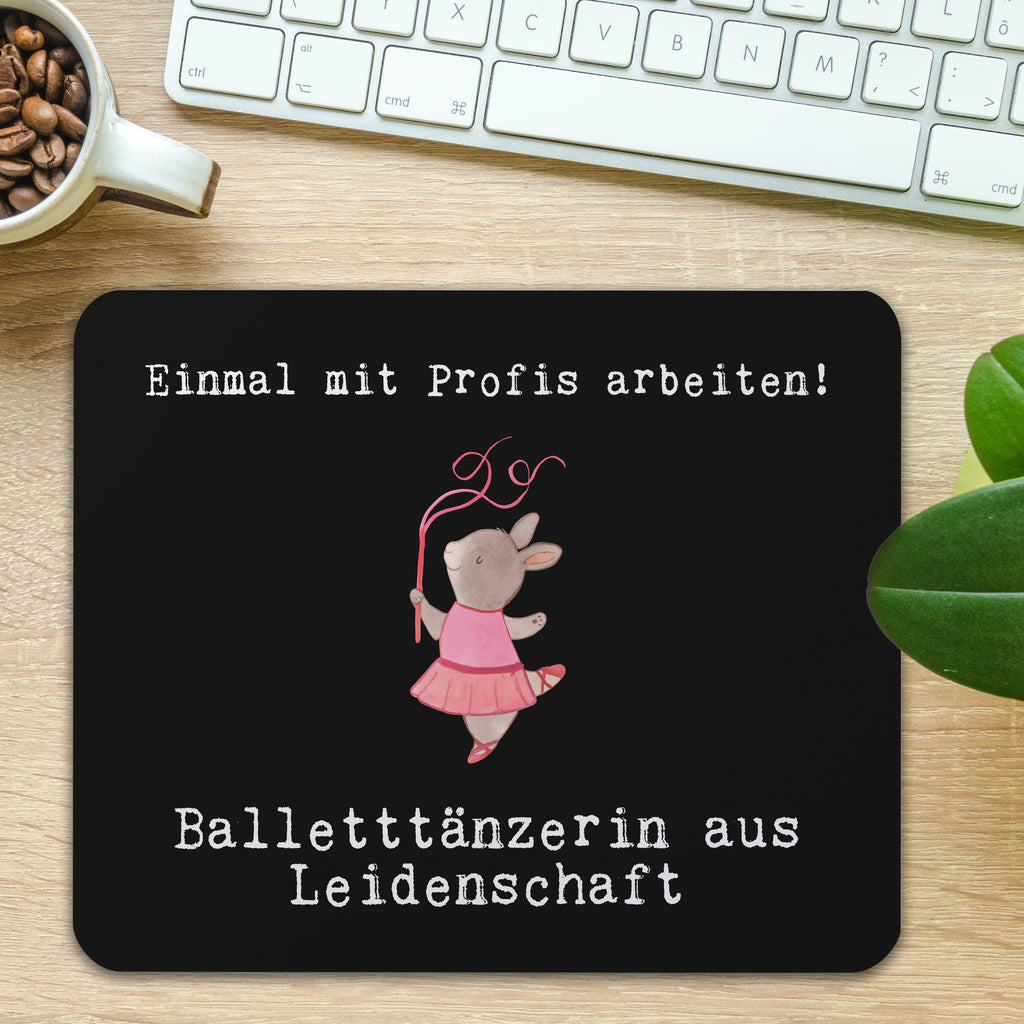 Mauspad Balletttänzerin aus Leidenschaft Mousepad, Computer zubehör, Büroausstattung, PC Zubehör, Arbeitszimmer, Mauspad, Einzigartiges Mauspad, Designer Mauspad, Mausunterlage, Mauspad Büro, Beruf, Ausbildung, Jubiläum, Abschied, Rente, Kollege, Kollegin, Geschenk, Schenken, Arbeitskollege, Mitarbeiter, Firma, Danke, Dankeschön, Balletttänzerin, Ballerina, Ballett, Glücksbringer Auftritt, Ballettaufführung, Ballettunterricht, Ballettstunden