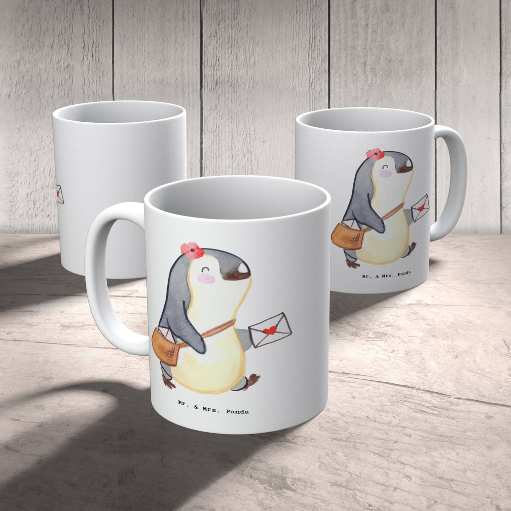 Tasse Postbotin mit Herz Tasse, Kaffeetasse, Teetasse, Becher, Kaffeebecher, Teebecher, Keramiktasse, Porzellantasse, Büro Tasse, Geschenk Tasse, Tasse Sprüche, Tasse Motive, Kaffeetassen, Tasse bedrucken, Designer Tasse, Cappuccino Tassen, Schöne Teetassen, Beruf, Ausbildung, Jubiläum, Abschied, Rente, Kollege, Kollegin, Geschenk, Schenken, Arbeitskollege, Mitarbeiter, Firma, Danke, Dankeschön, Postbotin, Briefzustellerin, Briefträgerin, Postlerin