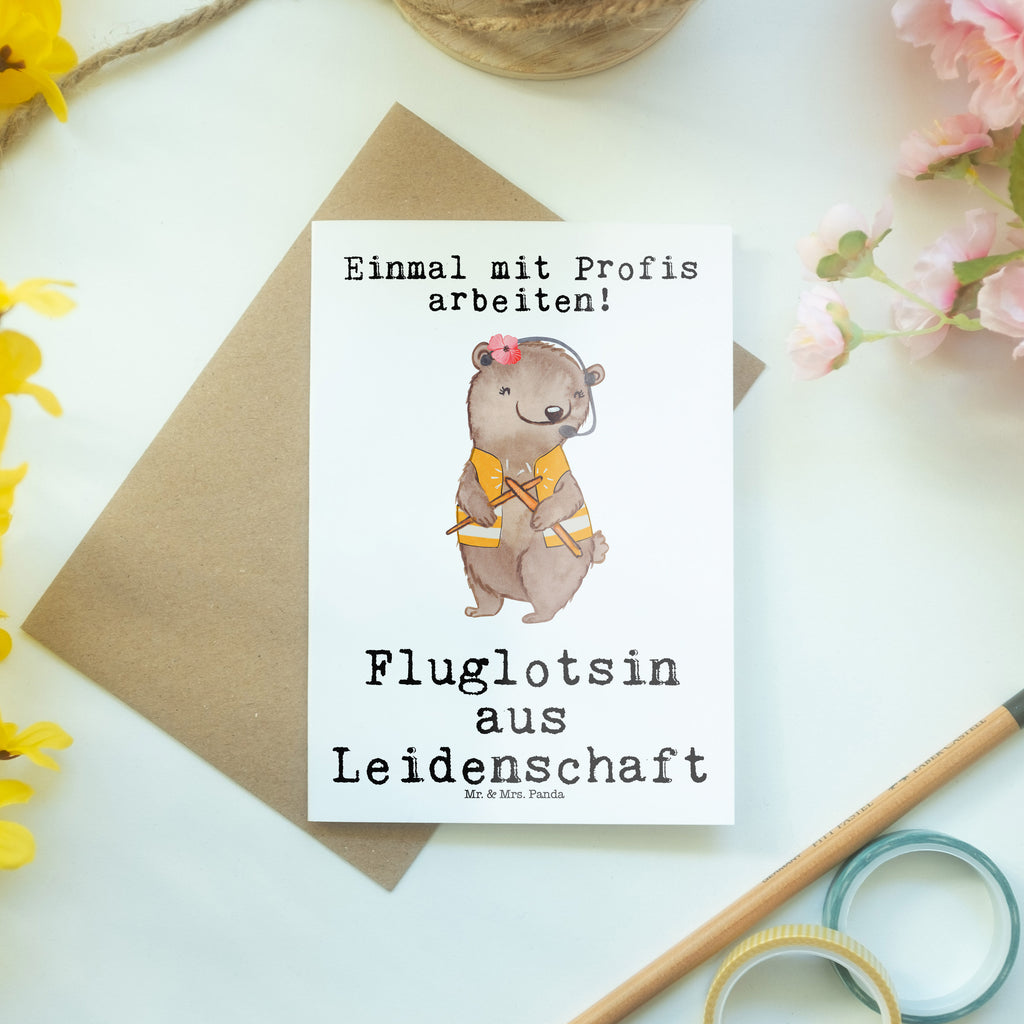 Grußkarte Fluglotsin aus Leidenschaft Grußkarte, Klappkarte, Einladungskarte, Glückwunschkarte, Hochzeitskarte, Geburtstagskarte, Karte, Ansichtskarten, Beruf, Ausbildung, Jubiläum, Abschied, Rente, Kollege, Kollegin, Geschenk, Schenken, Arbeitskollege, Mitarbeiter, Firma, Danke, Dankeschön, Fluglotsin, Flugverkehrsleiterin, Luftfahrtpersonal, Flugsicherung