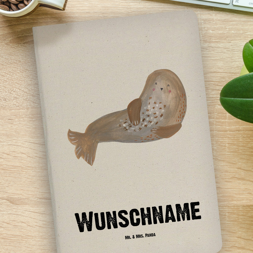 DIN A4 Personalisiertes Notizbuch Robbe lachend Personalisiertes Notizbuch, Notizbuch mit Namen, Notizbuch bedrucken, Personalisierung, Namensbuch, Namen, Tiermotive, Gute Laune, lustige Sprüche, Tiere, Robbe, Robben, Seehund, Strand, Meerestier, Ostsee, Nordsee