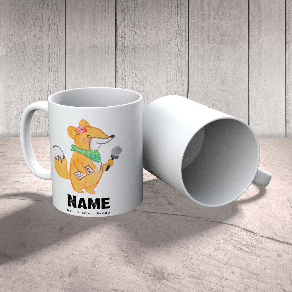 Personalisierte Tasse Journalistin mit Herz Personalisierte Tasse, Namenstasse, Wunschname, Personalisiert, Tasse, Namen, Drucken, Tasse mit Namen, Beruf, Ausbildung, Jubiläum, Abschied, Rente, Kollege, Kollegin, Geschenk, Schenken, Arbeitskollege, Mitarbeiter, Firma, Danke, Dankeschön, Journalistin, Reporterin, Redakteurin, Pressebüro, Studium