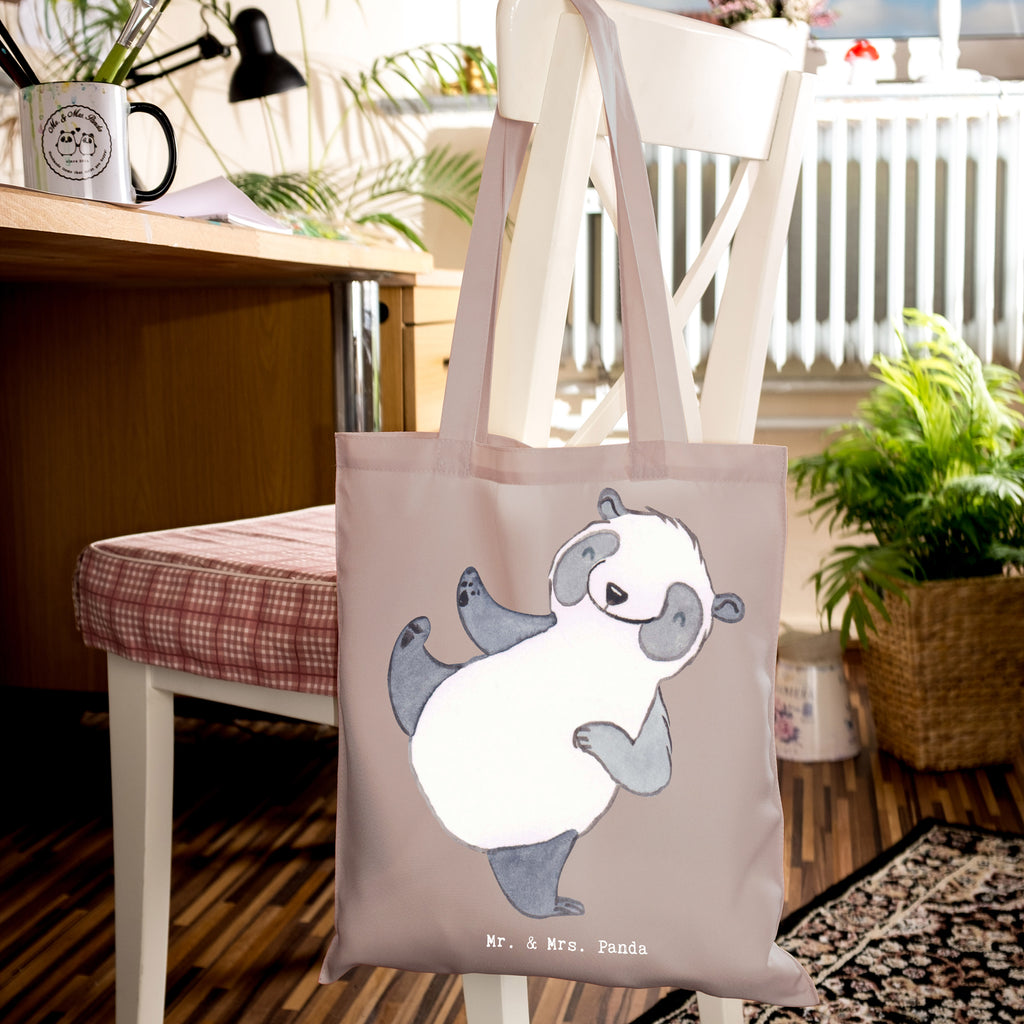 Tragetasche Panda Kampfkunst Medizin Beuteltasche, Beutel, Einkaufstasche, Jutebeutel, Stoffbeutel, Tasche, Shopper, Umhängetasche, Strandtasche, Schultertasche, Stofftasche, Tragetasche, Badetasche, Jutetasche, Einkaufstüte, Laptoptasche, Geschenk, Sport, Sportart, Hobby, Schenken, Danke, Dankeschön, Auszeichnung, Gewinn, Sportler, Kampfkunst, Kampfsportarten, Selbstverteidigung