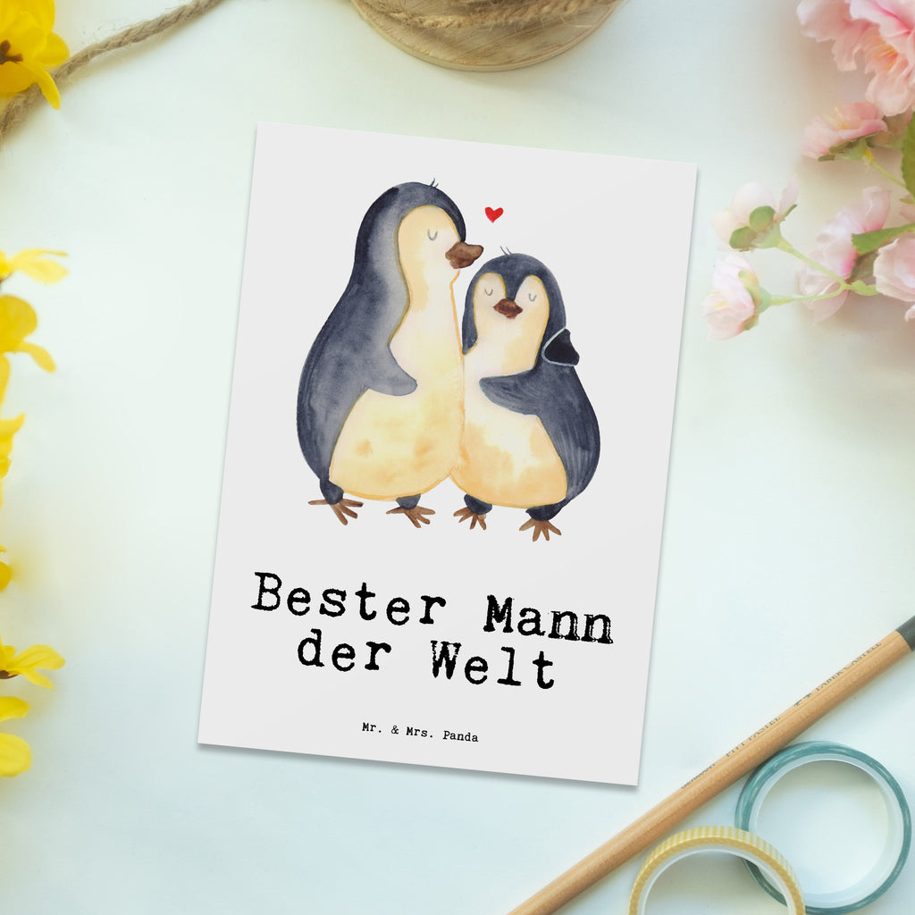 Postkarte Pinguin Bester Mann der Welt Postkarte, Karte, Geschenkkarte, Grußkarte, Einladung, Ansichtskarte, Geburtstagskarte, Einladungskarte, Dankeskarte, Ansichtskarten, Einladung Geburtstag, Einladungskarten Geburtstag, für, Dankeschön, Geschenk, Schenken, Geburtstag, Geburtstagsgeschenk, Geschenkidee, Danke, Bedanken, Mitbringsel, Freude machen, Geschenktipp, Ehemann, Beste, Mann, Partner, Freund, Traummann, Liebling, Ehepartner, Ehe, Gatte, Lebensgefährte, Bräutigam, Kleinigkeit