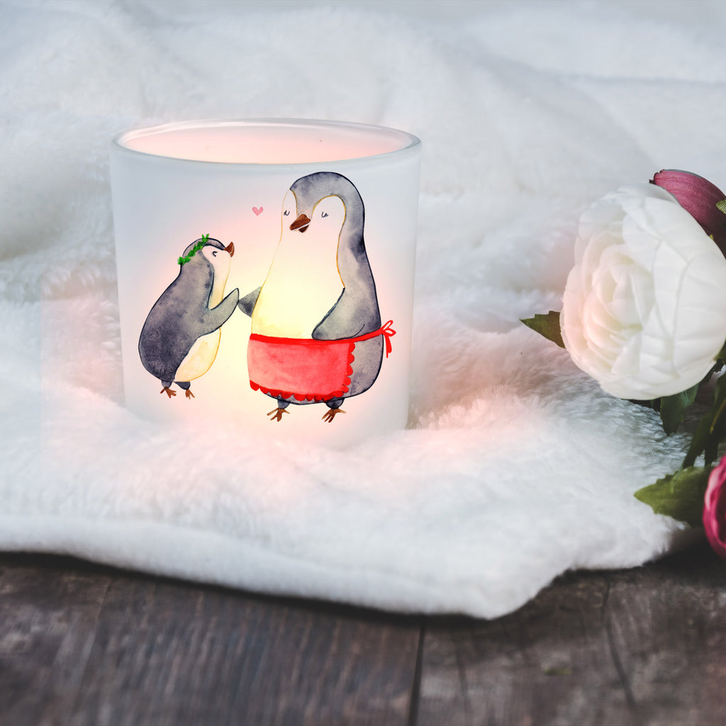 Personalisiertes Windlicht Pinguin Beste Mami der Welt Personalisiertes Windlicht, Personalisiertes Windlicht Glas, Personalisiertes Teelichtglas, Personalisierter Teelichthalter, Personalisiertes Kerzenglas, Personalisierte Kerze, Personalisiertes Teelicht, Windlicht mit Namen, Windlicht Glas mit Namen, Teelichtglas mit Namen, Teelichthalter mit Namen, Teelichter mit Namen, Kerzenglas mit Namen, Kerze mit Namen, Teelicht mit Namen, Namenspersonalisierung, Name, selbst gestalten, Wunschtext, Bedrucken, für, Dankeschön, Geschenk, Schenken, Geburtstag, Geburtstagsgeschenk, Geschenkidee, Danke, Bedanken, Mitbringsel, Freude machen, Geschenktipp, Mama, Mami, Mutter, Muttertag, Mutti, Ma, Tochter, Sohn, Beste Mama, Beste, Supermama