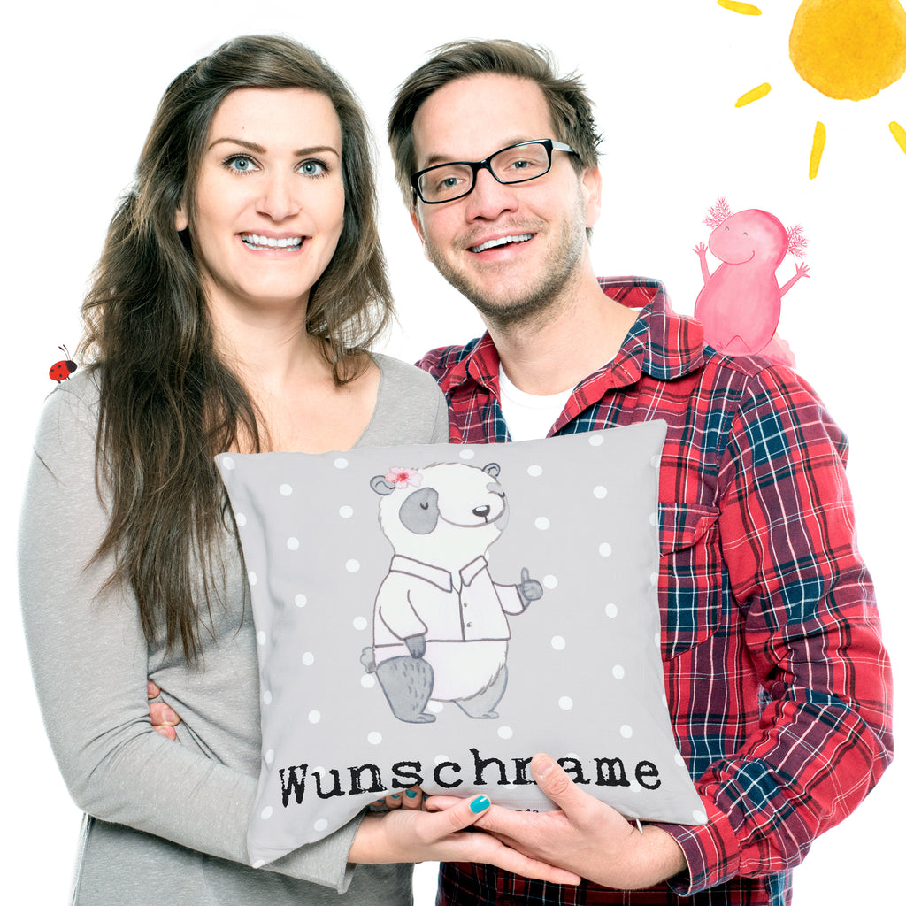 Personalisiertes Kissen Panda Beste Teamleiterin Kissen, personalisiert, Name, Wunschname, bedrucken, Kopfkissen, für, Dankeschön, Geschenk, Schenken, Geburtstag, Geburtstagsgeschenk, Geschenkidee, Danke, Bedanken, Mitbringsel, Freude machen, Geschenktipp, Teamleiterin, Seminarleiterin, Gruppenleiterin, Leiterin, Kollegin, Chefin, Vorgesetzte, Abschied, Abschiedsgeschenk, Ruhestand