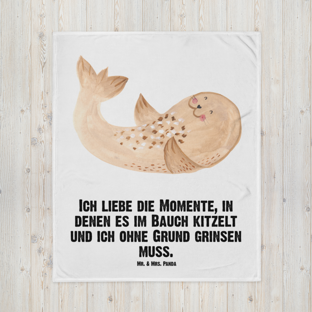 Kuscheldecke Robbe liegend Decke, Wohndecke, Tagesdecke, Wolldecke, Sofadecke, Tiermotive, Gute Laune, lustige Sprüche, Tiere, Robbe, Robben, Seehund, Strand, Meerestier, Ostsee, Nordsee, Lachen, Freude