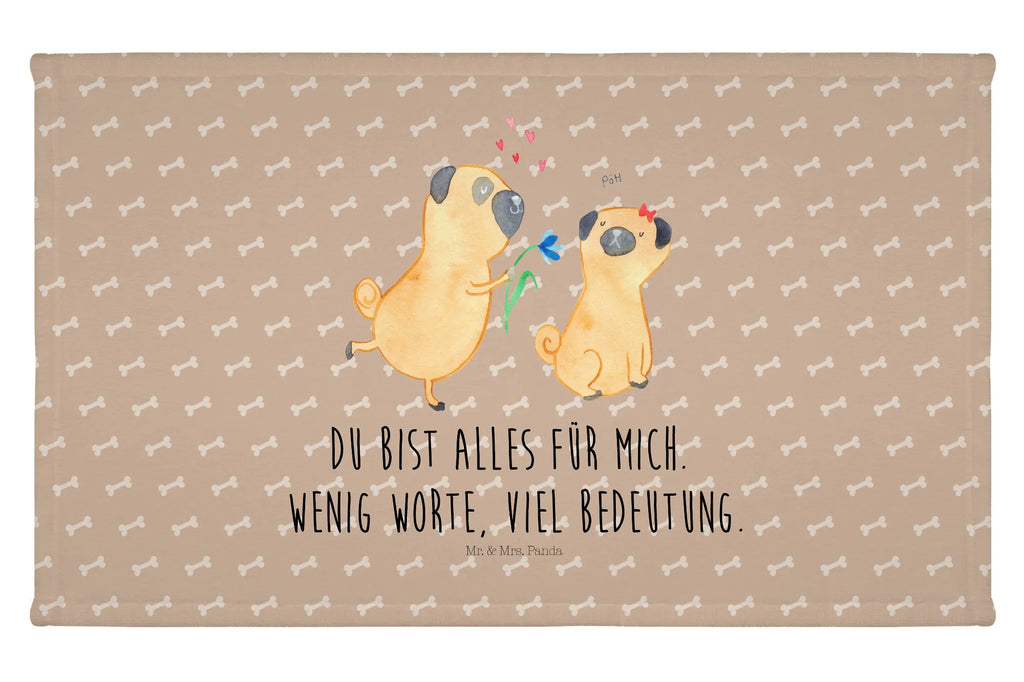 Handtuch Mops Verliebt Handtuch, Badehandtuch, Badezimmer, Handtücher, groß, Kinder, Baby, Hund, Hundemotiv, Haustier, Hunderasse, Tierliebhaber, Hundebesitzer, Sprüche, Mops, Möpse, Hundeliebe, verliebt, Liebe, Liebesspruch. Verlobt, Geschenk Freund, Partner