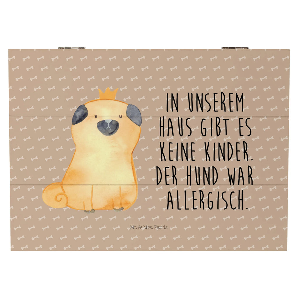 Holzkiste Mops Krone Holzkiste, Kiste, Schatzkiste, Truhe, Schatulle, XXL, Erinnerungsbox, Erinnerungskiste, Dekokiste, Aufbewahrungsbox, Geschenkbox, Geschenkdose, Hund, Hundemotiv, Haustier, Hunderasse, Tierliebhaber, Hundebesitzer, Sprüche, Mops, allergisch, kinderlos, Hausregel, Hundebesitzer. Spruch, lustig