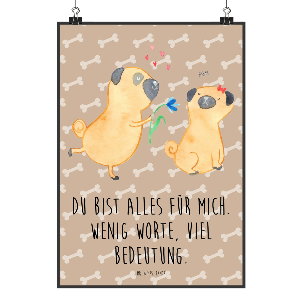 Poster Mops Verliebt Poster, Wandposter, Bild, Wanddeko, Küchenposter, Kinderposter, Wanddeko Bild, Raumdekoration, Wanddekoration, Handgemaltes Poster, Mr. & Mrs. Panda Poster, Designposter, Kunstdruck, Posterdruck, Hund, Hundemotiv, Haustier, Hunderasse, Tierliebhaber, Hundebesitzer, Sprüche, Mops, Möpse, Hundeliebe, verliebt, Liebe, Liebesspruch. Verlobt, Geschenk Freund, Partner