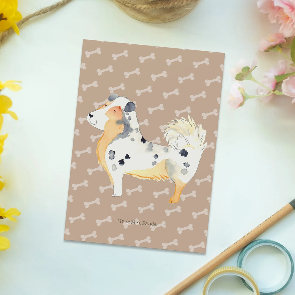 Postkarte Hund Australien Shepherd Postkarte, Karte, Geschenkkarte, Grußkarte, Einladung, Ansichtskarte, Geburtstagskarte, Einladungskarte, Dankeskarte, Ansichtskarten, Einladung Geburtstag, Einladungskarten Geburtstag, Hund, Hundemotiv, Haustier, Hunderasse, Tierliebhaber, Hundebesitzer, Sprüche, Australien Shepherd, Shepherd, Hundeliebe, Familienhund, Spruch