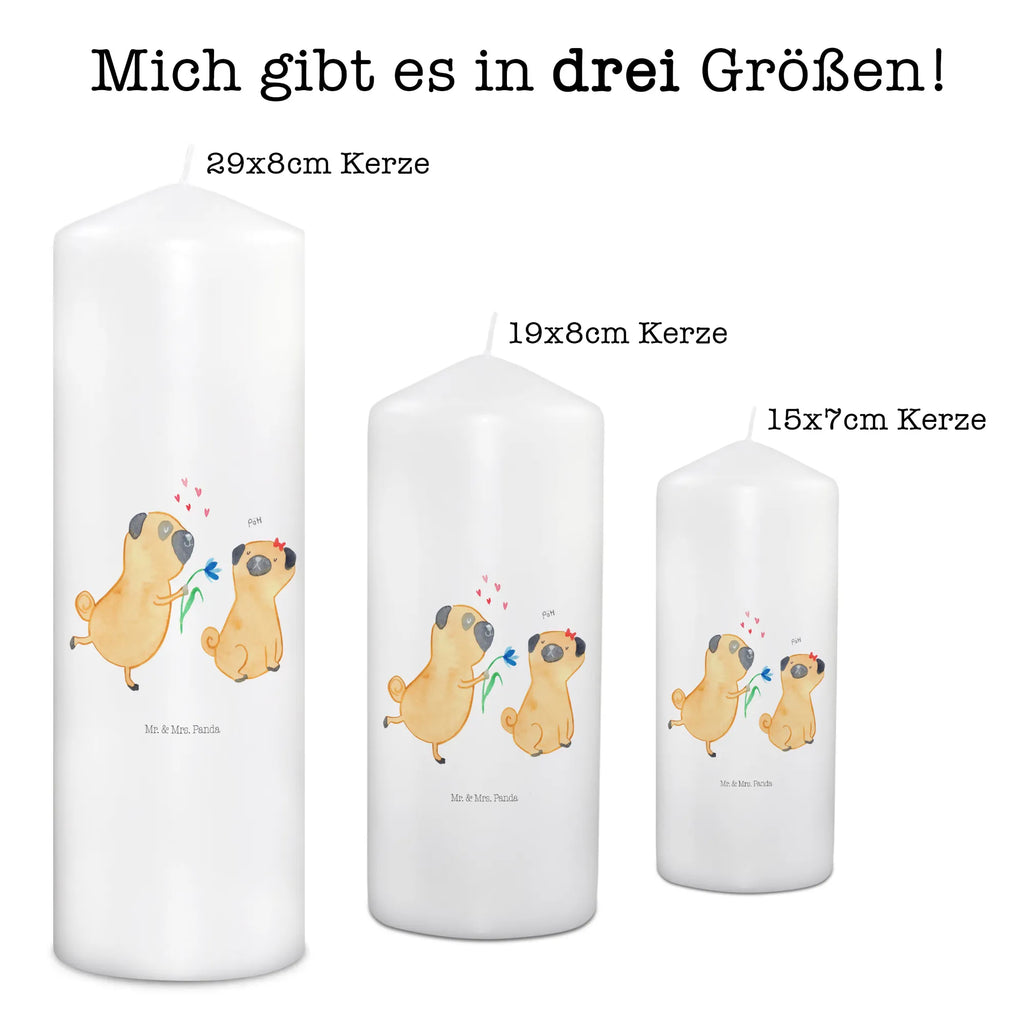 Kerze Mops Verliebt Kerze, Taufkerze, Kommunionskerze, Geburtstagskerze, Geschenk Kerze, Taufgeschenk Kerze, Kerze mit Druck, Besondere Kerze, Geschenkidee Kerze, Kerze für Kommunion, Geburtstag Kerze, Kommunion Kerze, Hund, Hundemotiv, Haustier, Hunderasse, Tierliebhaber, Hundebesitzer, Sprüche, Mops, Möpse, Hundeliebe, verliebt, Liebe, Liebesspruch. Verlobt, Geschenk Freund, Partner