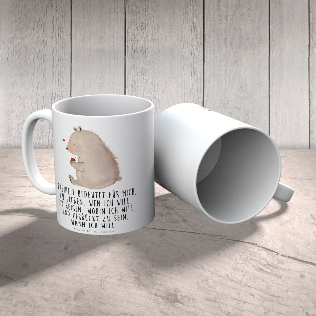 Tasse Bär mit Marienkäfer Tasse, Kaffeetasse, Teetasse, Becher, Kaffeebecher, Teebecher, Keramiktasse, Porzellantasse, Büro Tasse, Geschenk Tasse, Tasse Sprüche, Tasse Motive, Kaffeetassen, Tasse bedrucken, Designer Tasse, Cappuccino Tassen, Schöne Teetassen, Bär, Teddy, Teddybär, Marienkäfer, Liebe, Freiheit, Motivation, Das Leben ist schön