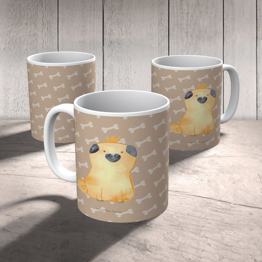 Tasse Mops Krone Tasse, Kaffeetasse, Teetasse, Becher, Kaffeebecher, Teebecher, Keramiktasse, Porzellantasse, Büro Tasse, Geschenk Tasse, Tasse Sprüche, Tasse Motive, Kaffeetassen, Tasse bedrucken, Designer Tasse, Cappuccino Tassen, Schöne Teetassen, Hund, Hundemotiv, Haustier, Hunderasse, Tierliebhaber, Hundebesitzer, Sprüche, Mops, allergisch, kinderlos, Hausregel, Hundebesitzer. Spruch, lustig