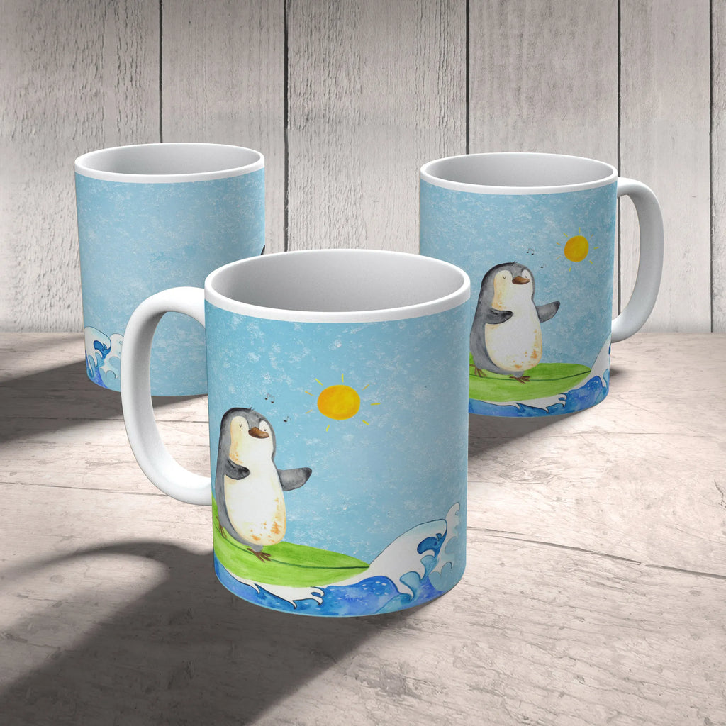 Tasse Pinguin Surfer Tasse, Kaffeetasse, Teetasse, Becher, Kaffeebecher, Teebecher, Keramiktasse, Porzellantasse, Büro Tasse, Geschenk Tasse, Tasse Sprüche, Tasse Motive, Kaffeetassen, Tasse bedrucken, Designer Tasse, Cappuccino Tassen, Schöne Teetassen, Pinguin, Pinguine, surfen, Surfer, Hawaii, Urlaub, Wellen, Wellen reiten, Portugal