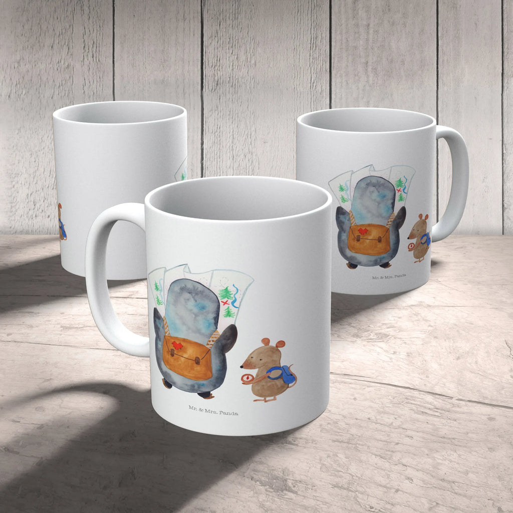 Tasse Pinguin & Maus Wanderer Tasse, Kaffeetasse, Teetasse, Becher, Kaffeebecher, Teebecher, Keramiktasse, Porzellantasse, Büro Tasse, Geschenk Tasse, Tasse Sprüche, Tasse Motive, Kaffeetassen, Tasse bedrucken, Designer Tasse, Cappuccino Tassen, Schöne Teetassen, Pinguin, Pinguine, Abenteurer, Abenteuer, Roadtrip, Ausflug, Wanderlust, wandern