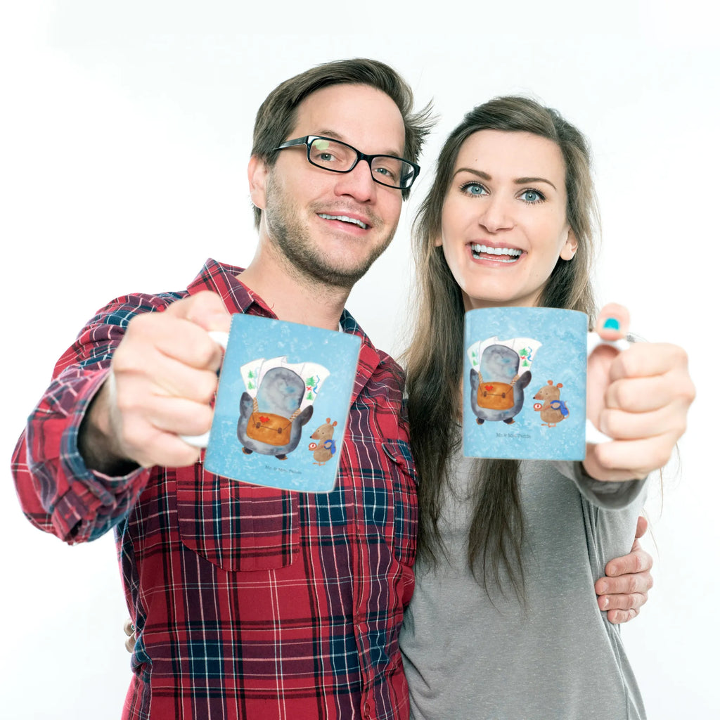 Tasse Pinguin & Maus Wanderer Tasse, Kaffeetasse, Teetasse, Becher, Kaffeebecher, Teebecher, Keramiktasse, Porzellantasse, Büro Tasse, Geschenk Tasse, Tasse Sprüche, Tasse Motive, Kaffeetassen, Tasse bedrucken, Designer Tasse, Cappuccino Tassen, Schöne Teetassen, Pinguin, Pinguine, Abenteurer, Abenteuer, Roadtrip, Ausflug, Wanderlust, wandern