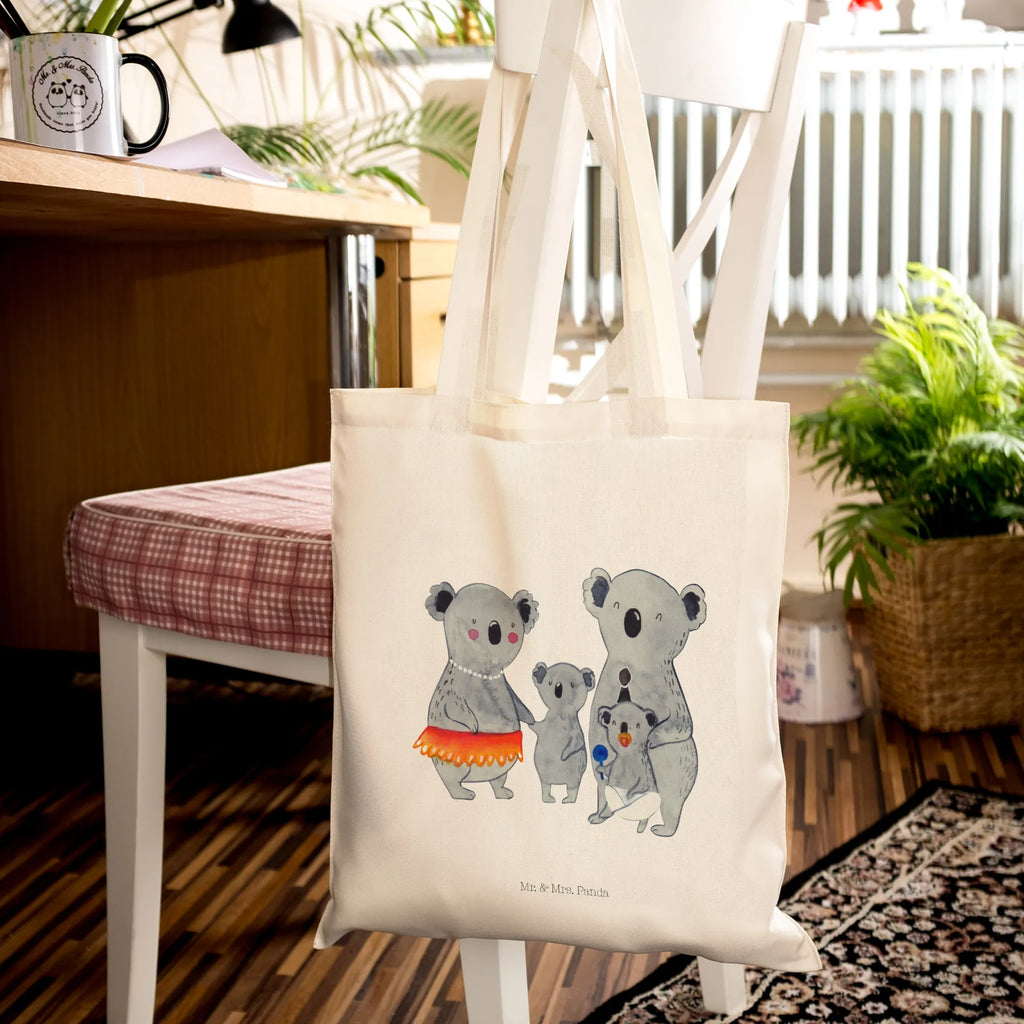 Tragetasche Koala Familie Beuteltasche, Beutel, Einkaufstasche, Jutebeutel, Stoffbeutel, Tasche, Shopper, Umhängetasche, Strandtasche, Schultertasche, Stofftasche, Tragetasche, Badetasche, Jutetasche, Einkaufstüte, Laptoptasche, Familie, Vatertag, Muttertag, Bruder, Schwester, Mama, Papa, Oma, Opa, Koala, Koalas, Family, Kinder, Geschwister, Familienleben