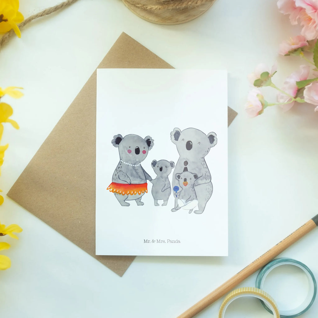 Grußkarte Koala Familie Grußkarte, Klappkarte, Einladungskarte, Glückwunschkarte, Hochzeitskarte, Geburtstagskarte, Karte, Ansichtskarten, Familie, Vatertag, Muttertag, Bruder, Schwester, Mama, Papa, Oma, Opa, Koala, Koalas, Family, Kinder, Geschwister, Familienleben