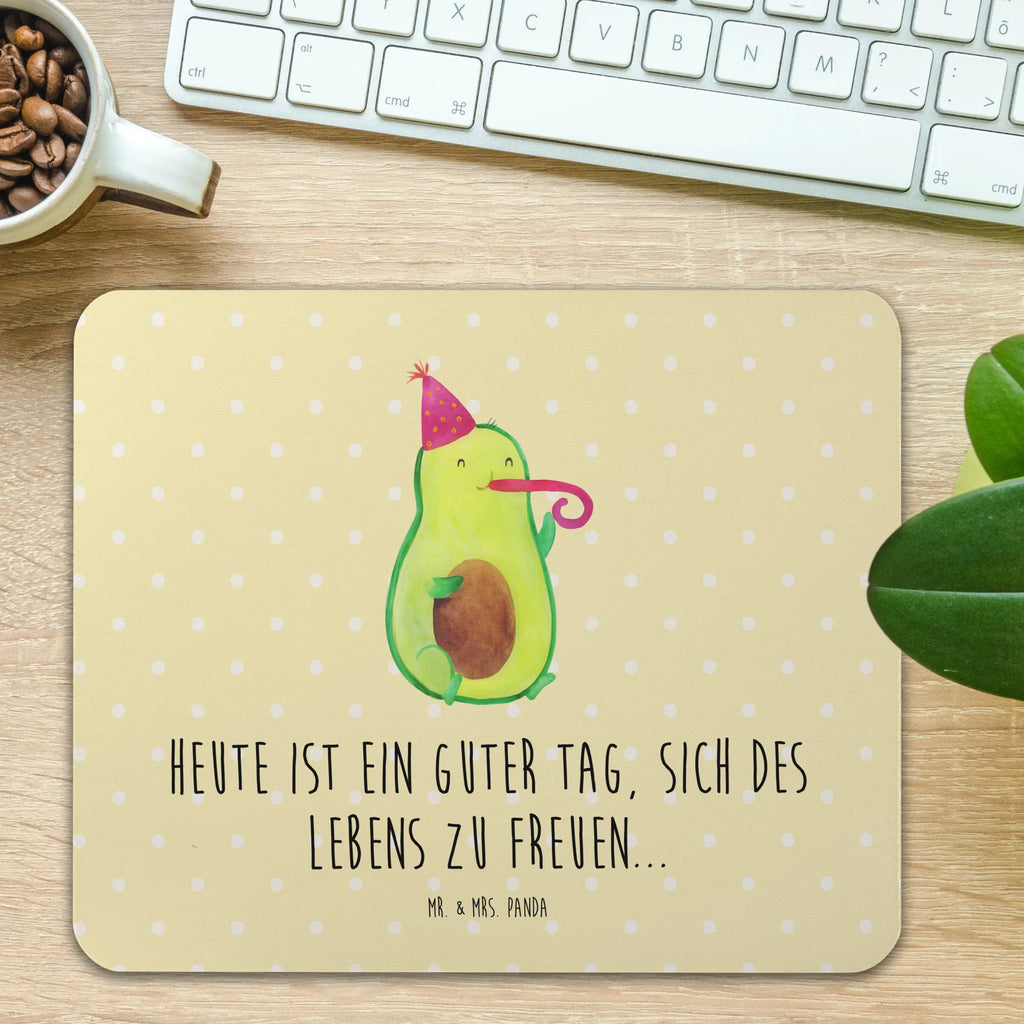 Mauspad Avocado Feier Mousepad, Computer zubehör, Büroausstattung, PC Zubehör, Arbeitszimmer, Mauspad, Einzigartiges Mauspad, Designer Mauspad, Mausunterlage, Mauspad Büro, Avocado, Veggie, Vegan, Gesund, Party, Feierlichkeit, Feier, Fete, Geburtstag, Gute Laune, Tröte