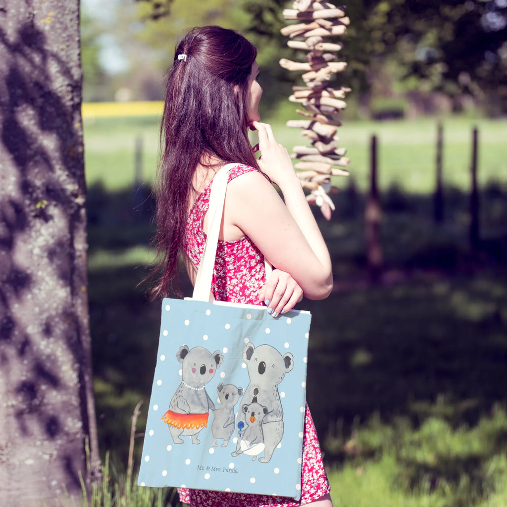 Einkaufstasche Koala Familie Tragetasche, Tasche, Beutel, Stofftasche, Baumwolltasche, Umhängetasche, Shopper, Einkaufstasche, Beuteltasche, Familie, Vatertag, Muttertag, Bruder, Schwester, Mama, Papa, Oma, Opa, Koala, Koalas, Family, Kinder, Geschwister, Familienleben