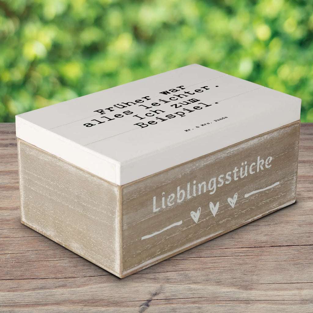 Holzkiste Sprüche und Zitate Früher war alles leichter. Ich zum Beispiel. Holzkiste, Kiste, Schatzkiste, Truhe, Schatulle, XXL, Erinnerungsbox, Erinnerungskiste, Dekokiste, Aufbewahrungsbox, Geschenkbox, Geschenkdose, Spruch, Sprüche, lustige Sprüche, Weisheiten, Zitate, Spruch Geschenke, Spruch Sprüche Weisheiten Zitate Lustig Weisheit Worte