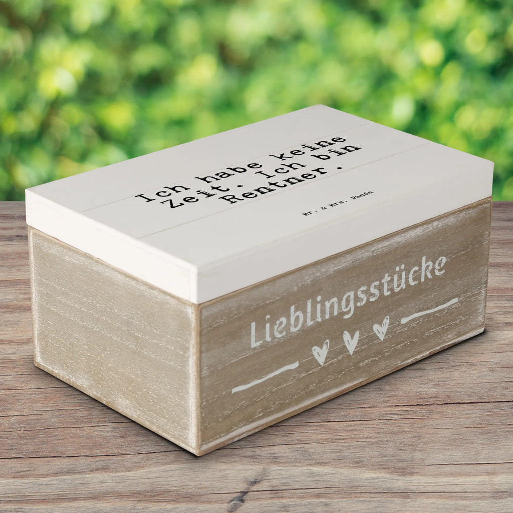 Holzkiste Sprüche und Zitate Ich habe keine Zeit. Ich bin Rentner. Holzkiste, Kiste, Schatzkiste, Truhe, Schatulle, XXL, Erinnerungsbox, Erinnerungskiste, Dekokiste, Aufbewahrungsbox, Geschenkbox, Geschenkdose, Spruch, Sprüche, lustige Sprüche, Weisheiten, Zitate, Spruch Geschenke, Spruch Sprüche Weisheiten Zitate Lustig Weisheit Worte