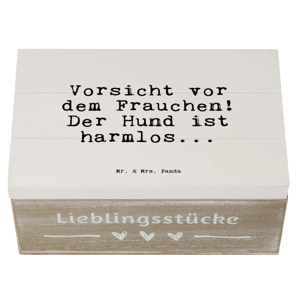 Holzkiste Sprüche und Zitate Vorsicht vor dem Frauchen! Der Hund ist harmlos... Holzkiste, Kiste, Schatzkiste, Truhe, Schatulle, XXL, Erinnerungsbox, Erinnerungskiste, Dekokiste, Aufbewahrungsbox, Geschenkbox, Geschenkdose, Spruch, Sprüche, lustige Sprüche, Weisheiten, Zitate, Spruch Geschenke, Spruch Sprüche Weisheiten Zitate Lustig Weisheit Worte