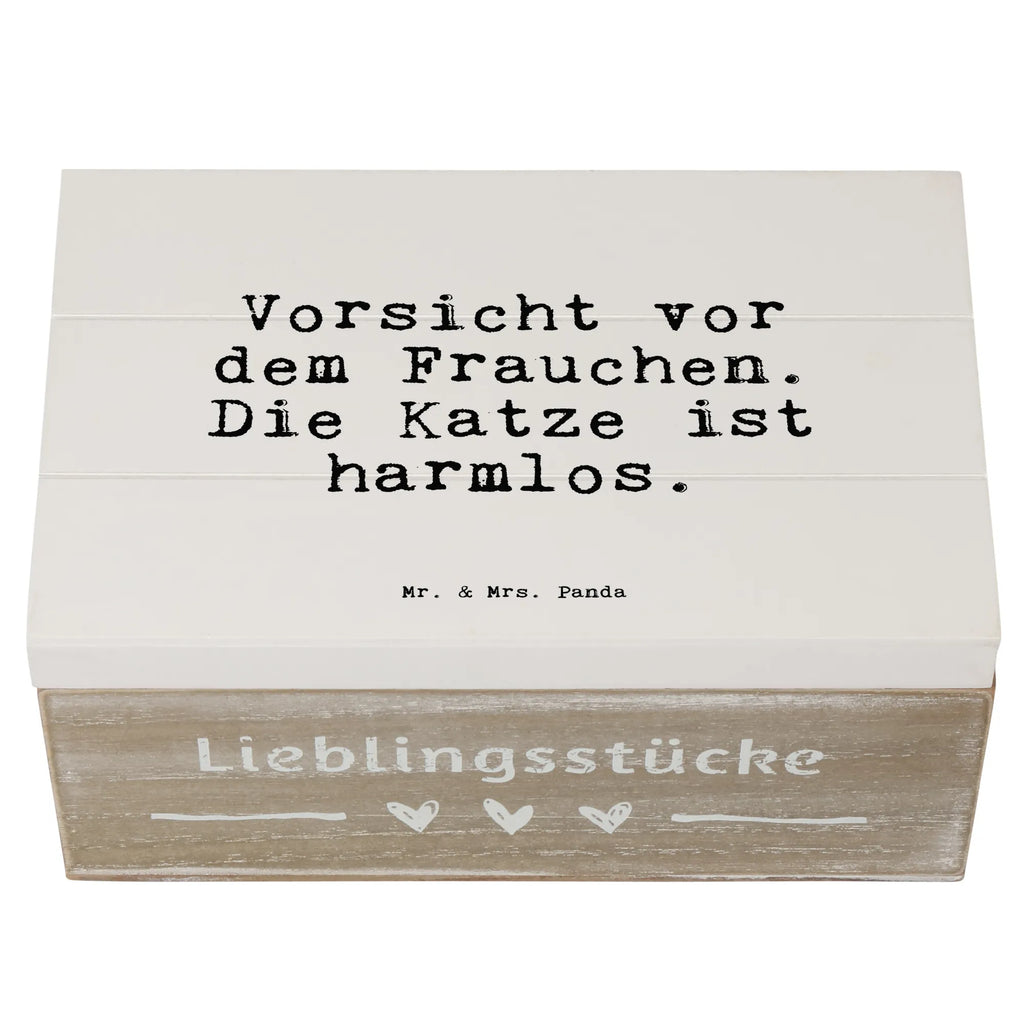 Holzkiste Sprüche und Zitate Vorsicht vor dem Frauchen. Die Katze ist harmlos. Holzkiste, Kiste, Schatzkiste, Truhe, Schatulle, XXL, Erinnerungsbox, Erinnerungskiste, Dekokiste, Aufbewahrungsbox, Geschenkbox, Geschenkdose, Spruch, Sprüche, lustige Sprüche, Weisheiten, Zitate, Spruch Geschenke, Spruch Sprüche Weisheiten Zitate Lustig Weisheit Worte