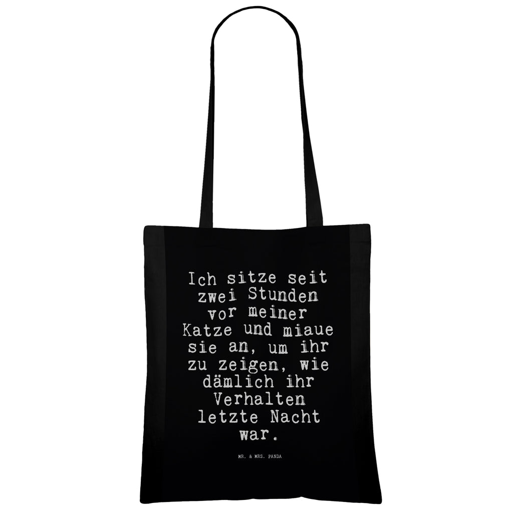 Tragetasche Ich sitze seit zwei... Beuteltasche, Beutel, Einkaufstasche, Jutebeutel, Stoffbeutel, Tasche, Shopper, Umhängetasche, Strandtasche, Schultertasche, Stofftasche, Tragetasche, Badetasche, Jutetasche, Einkaufstüte, Laptoptasche, Spruch, Sprüche, lustige Sprüche, Weisheiten, Zitate, Spruch Geschenke, Spruch Sprüche Weisheiten Zitate Lustig Weisheit Worte