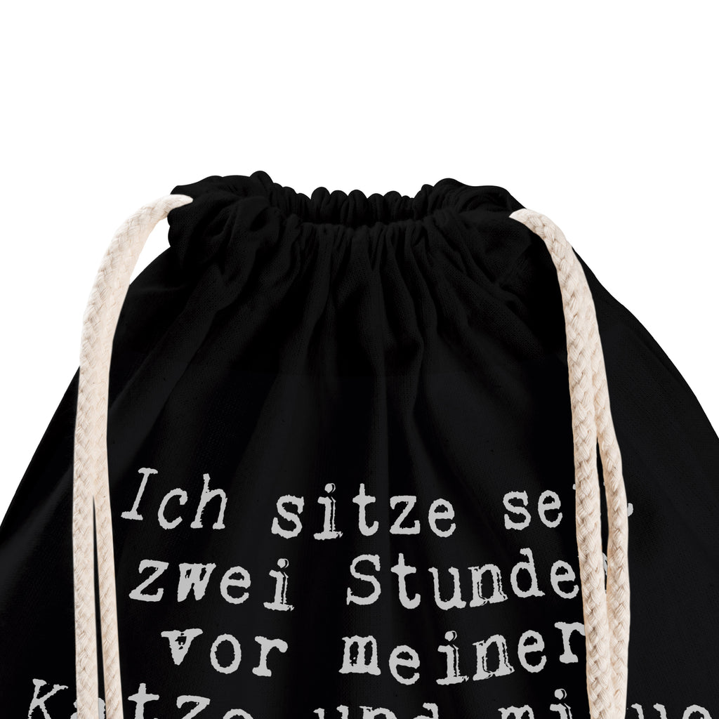 Sportbeutel Ich sitze seit zwei... Sportbeutel, Turnbeutel, Beutel, Sporttasche, Tasche, Stoffbeutel, Sportbeutel Kinder, Gymsack, Beutel Rucksack, Kleine Sporttasche, Sportzubehör, Turnbeutel Baumwolle, Spruch, Sprüche, lustige Sprüche, Weisheiten, Zitate, Spruch Geschenke, Spruch Sprüche Weisheiten Zitate Lustig Weisheit Worte