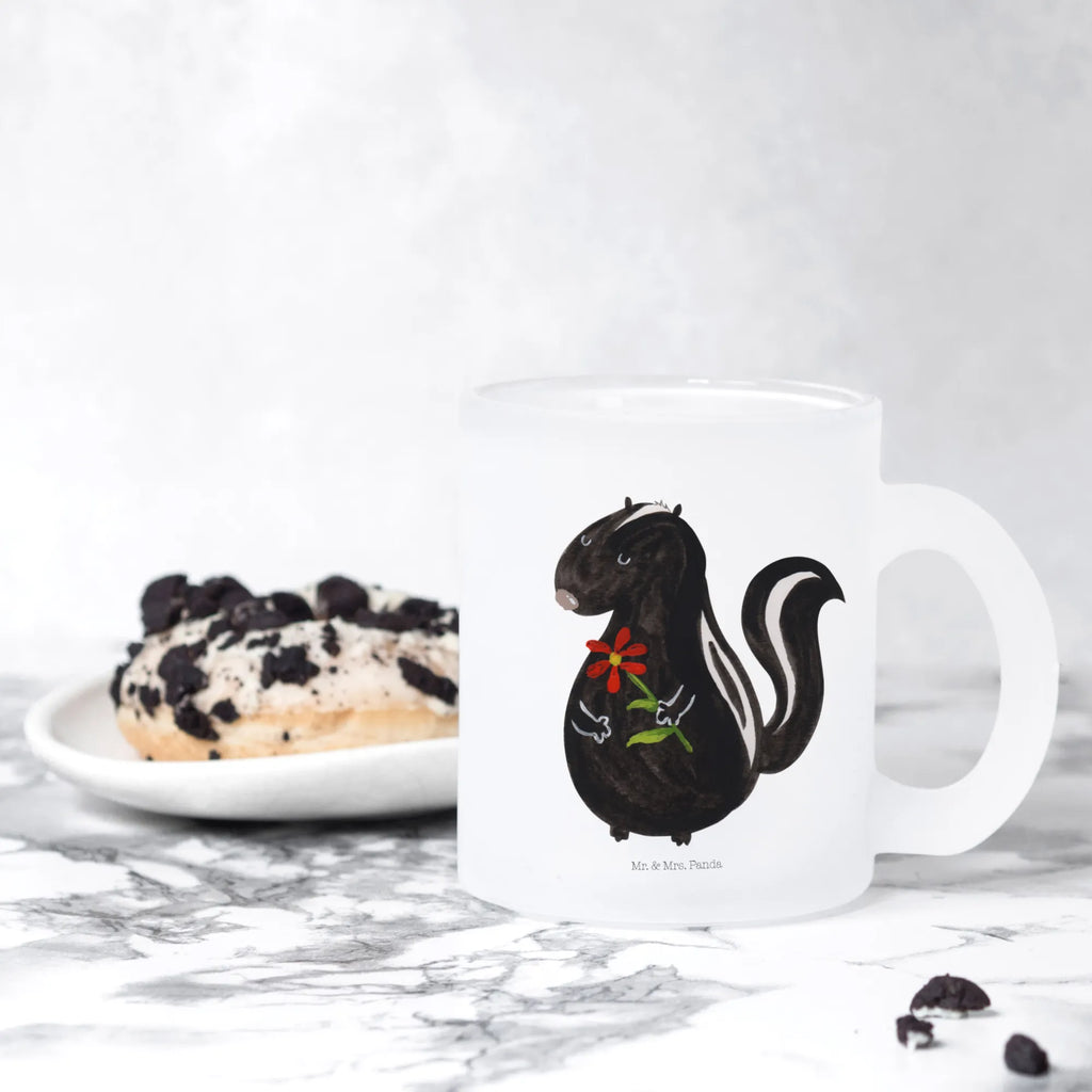 Teetasse Stinktier Blume Teetasse, Teeglas, Teebecher, Tasse mit Henkel, Tasse, Glas Teetasse, Teetasse aus Glas, Stinktier, Skunk, Wildtier, Raubtier, Stinker, Stinki, Tagträumer, verträumt, Dreams, Träume