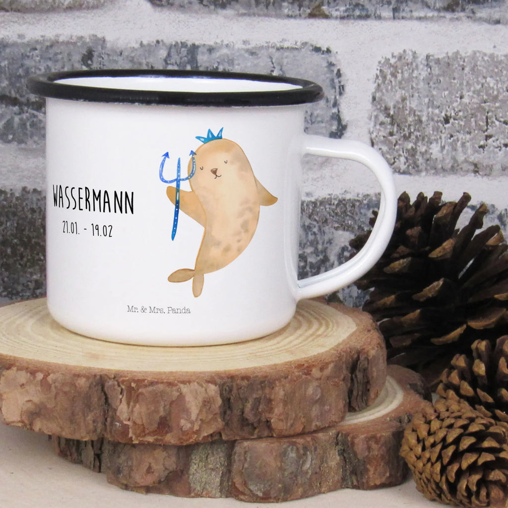 XL Emaille Tasse Einhorn Weihnachtsmann XL Emaille Tasse, Metalltasse, Kaffeetasse, Tasse, Becher, Kaffeebecher, Camping, Campingbecher, Tassendruck, Metall-Tasse, Deko-Becher, emailliert, Outdoor Tasse, Trinkbecher, bruchsicher, Emaille-Optik, Motivtasse, Outdoor Kaffeetasse, Einhorn, Einhörner, Einhorn Deko, Unicorn, Gin, Schokolade, Schoki, Weihnachten, Weihnachtsmann, Nikolaus, Wunschzettel, Wunschliste, Feenstaub