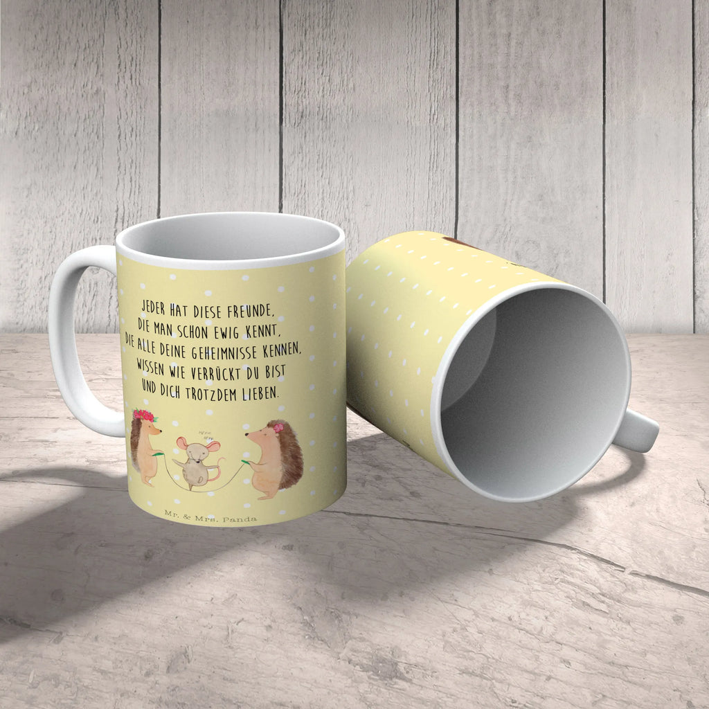 Tasse Igel Seilhüpfen Tasse, Kaffeetasse, Teetasse, Becher, Kaffeebecher, Teebecher, Keramiktasse, Porzellantasse, Büro Tasse, Geschenk Tasse, Tasse Sprüche, Tasse Motive, Kaffeetassen, Tasse bedrucken, Designer Tasse, Cappuccino Tassen, Schöne Teetassen, Tiermotive, Gute Laune, lustige Sprüche, Tiere, Igel, Maus, Seilspringen, Seilhüpfen, Kinder, Kindergarten