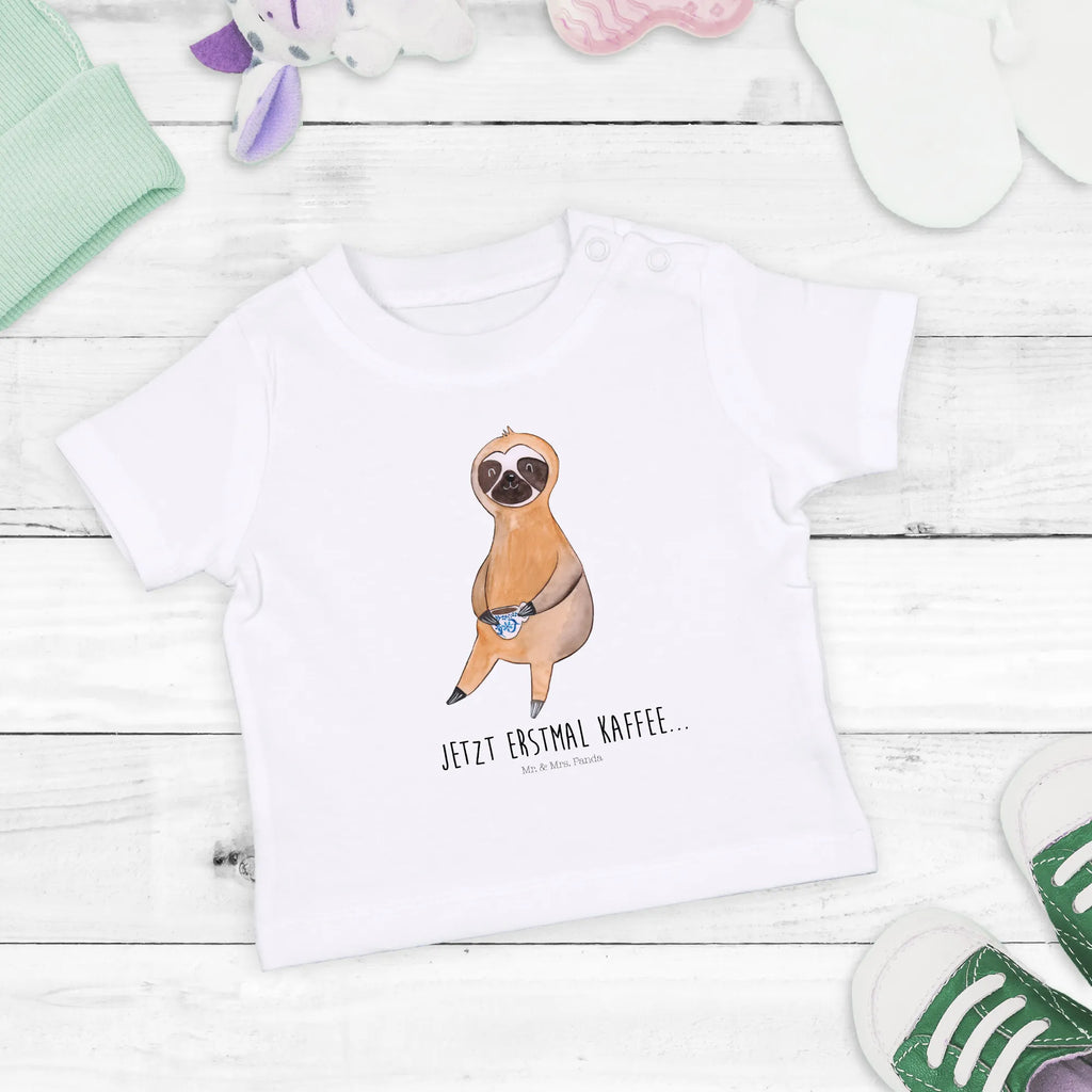 Organic Baby Shirt Faultier Kaffee Baby T-Shirt, Jungen Baby T-Shirt, Mädchen Baby T-Shirt, Shirt, Faultier, Faultier Geschenk, Faultier Deko, Faultiere, faul, Lieblingstier, Kaffee, erster Kaffee, Morgenmuffel, Frühaufsteher, Kaffeetasse, Genießer, Coffee, Kaffeegetränk