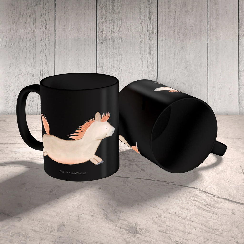 Tasse Pferd springt Tasse, Kaffeetasse, Teetasse, Becher, Kaffeebecher, Teebecher, Keramiktasse, Porzellantasse, Büro Tasse, Geschenk Tasse, Tasse Sprüche, Tasse Motive, Kaffeetassen, Tasse bedrucken, Designer Tasse, Cappuccino Tassen, Schöne Teetassen, Bauernhof, Hoftiere, Landwirt, Landwirtin, Pferd, Pony, Pferde, Stall, Pferdestall, ausreiten, reiten, Pferdebesitzer