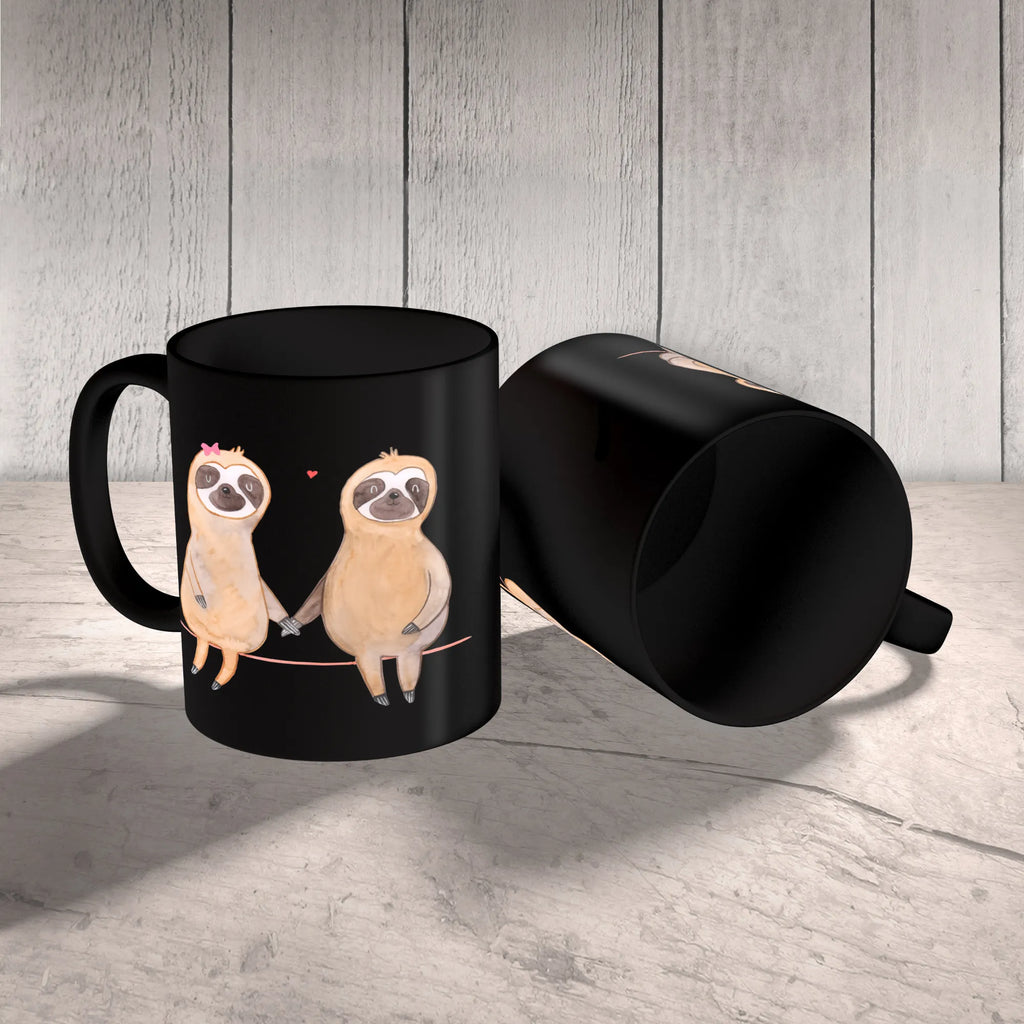 Tasse Faultier Pärchen Tasse, Kaffeetasse, Teetasse, Becher, Kaffeebecher, Teebecher, Keramiktasse, Porzellantasse, Büro Tasse, Geschenk Tasse, Tasse Sprüche, Tasse Motive, Kaffeetassen, Tasse bedrucken, Designer Tasse, Cappuccino Tassen, Schöne Teetassen, Faultier, Faultier Geschenk, Faultier Deko, Faultiere, faul, Lieblingstier, Liebe, Liebespaar, Faultierliebe, Faultierpärchen, verliebt, verlobt, gemeinsam, relaxen, Pärchen, Beziehung, Langsamkeit