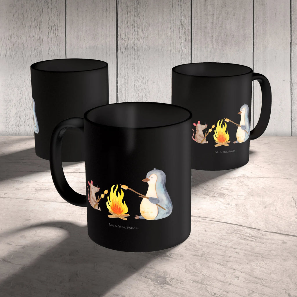 Tasse Pinguin Lagerfeuer Tasse, Kaffeetasse, Teetasse, Becher, Kaffeebecher, Teebecher, Keramiktasse, Porzellantasse, Büro Tasse, Geschenk Tasse, Tasse Sprüche, Tasse Motive, Kaffeetassen, Tasse bedrucken, Designer Tasse, Cappuccino Tassen, Schöne Teetassen, Pinguin, Maus, Pinguine, Lagerfeuer, Leben, Arbeit, Job, Motivation, Büro, Büroalltag, Lebensspruch, Lebensmotivation, Neustart, Liebe, grillen, Feuer, Marshmallows