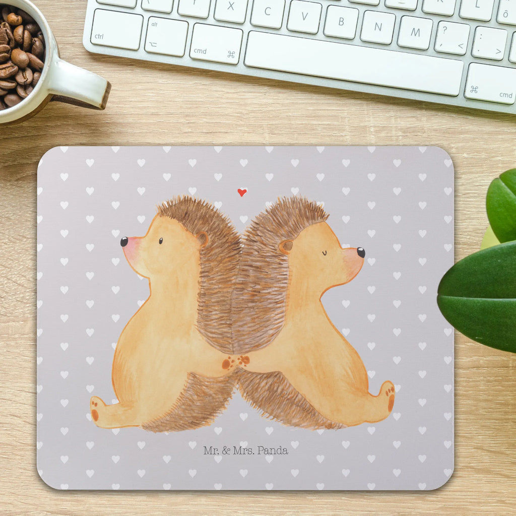 Mauspad Igel händchenhaltend Mousepad, Computer zubehör, Büroausstattung, PC Zubehör, Arbeitszimmer, Mauspad, Einzigartiges Mauspad, Designer Mauspad, Mausunterlage, Mauspad Büro, Liebe, Partner, Freund, Freundin, Ehemann, Ehefrau, Heiraten, Verlobung, Heiratsantrag, Liebesgeschenk, Jahrestag, Hocheitstag, Igel, Igelliebe, Hand in Hand, Liebesbeweis, große Liebe, Liebesbotschaft, Hochzeit, Lieblingsmensch, Gemeinsamkeit, Love, Geschenk für zwei