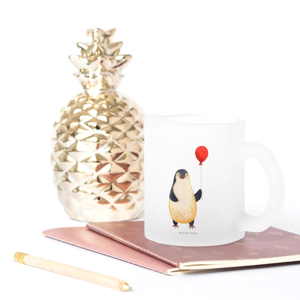 Teetasse Pinguin Luftballon Teetasse, Teeglas, Teebecher, Tasse mit Henkel, Tasse, Glas Teetasse, Teetasse aus Glas, Pinguin, Pinguine, Luftballon, Tagträume, Lebenslust, Geschenk Freundin, Geschenkidee, beste Freundin, Motivation, Neustart, neues Leben, Liebe, Glück