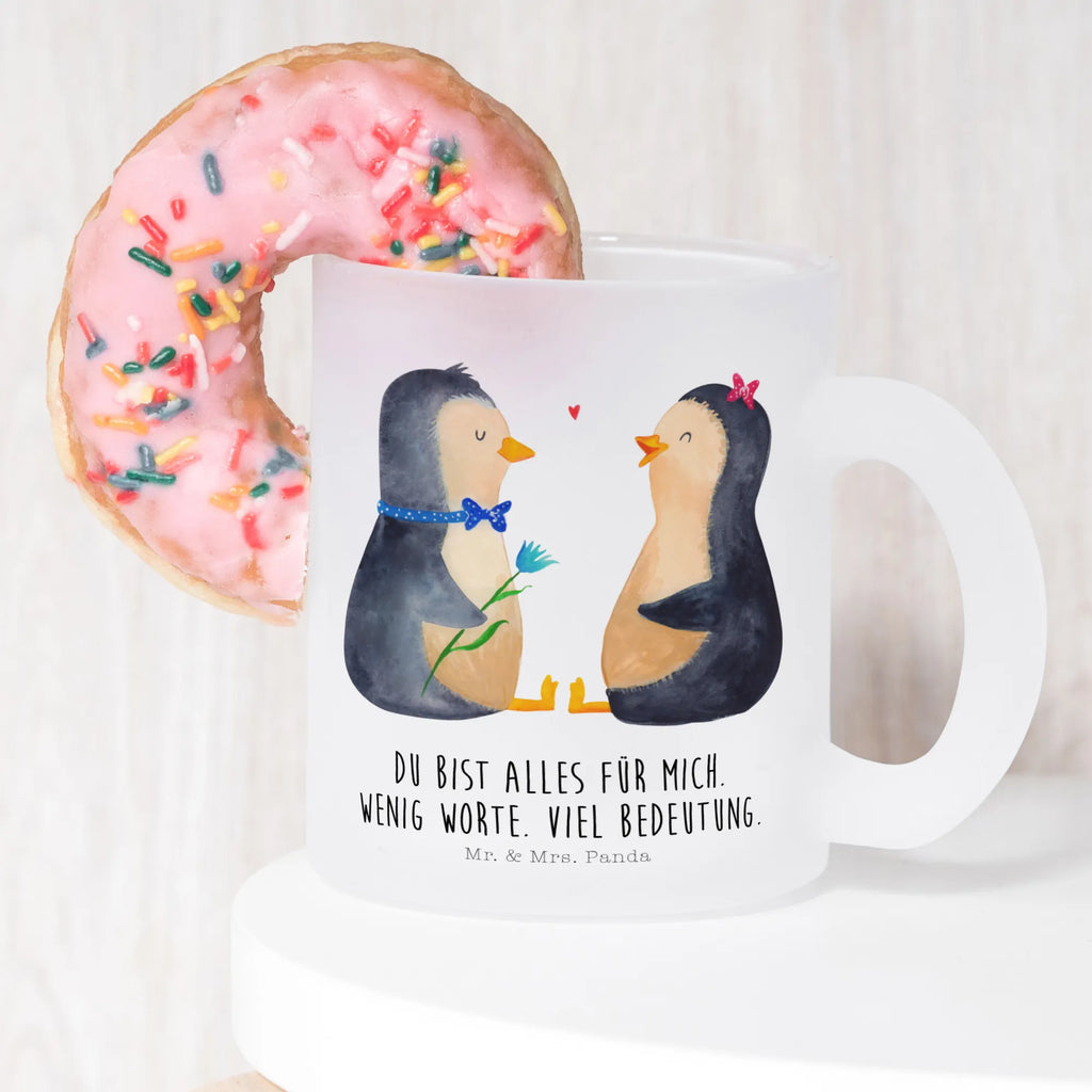 Teetasse Pinguin Pärchen Teetasse, Teeglas, Teebecher, Tasse mit Henkel, Tasse, Glas Teetasse, Teetasse aus Glas, Pinguin, Pinguine, Liebe, Liebespaar, Liebesbeweis, Liebesgeschenk, Verlobung, Jahrestag, Hochzeitstag, Hochzeit, Hochzeitsgeschenk, große Liebe, Traumpaar