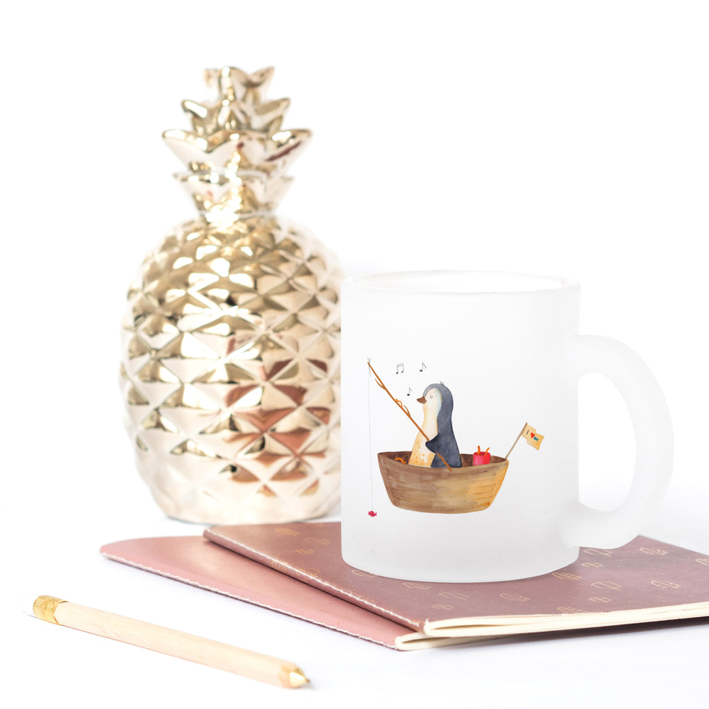 Teetasse Pinguin Angelboot Teetasse, Teeglas, Teebecher, Tasse mit Henkel, Tasse, Glas Teetasse, Teetasse aus Glas, Pinguin, Pinguine, Angeln, Boot, Angelboot, Lebenslust, Leben, genießen, Motivation, Neustart, Neuanfang, Trennung, Scheidung, Geschenkidee Liebeskummer